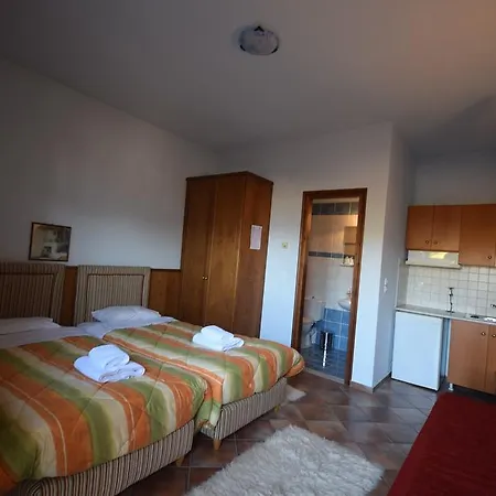 Mountain House 2*