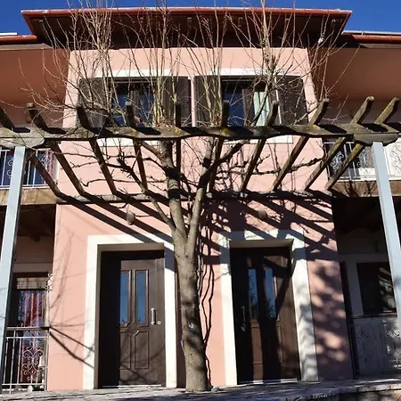 Mountain House Casa de hóspedes 3*