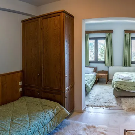 Casa de hóspedes Mountain House Karpenísion